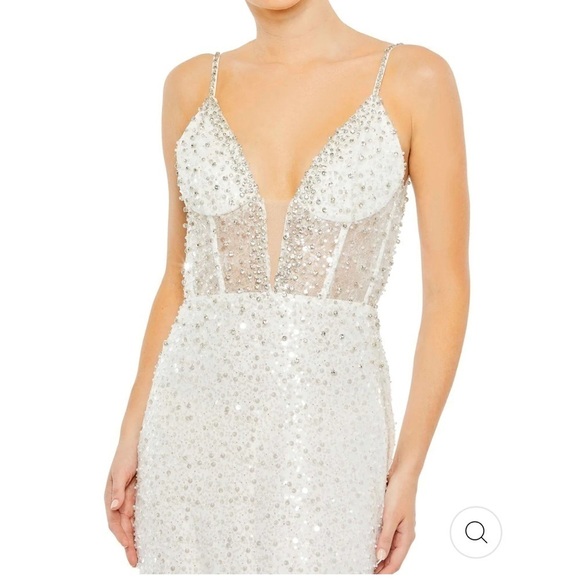 Mac Duggal EMBELLISHED PLUNGE NECK SLEEVELESS TRUMPET GOWN size 4 New $598 - Picture 4 of 17
